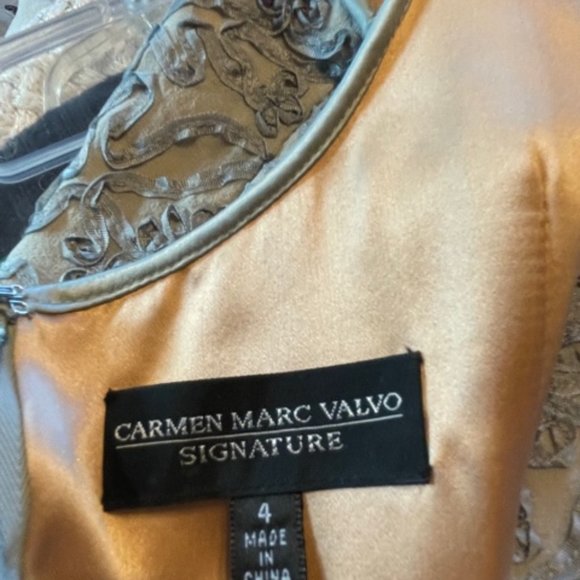 Carmen Marc Valvo Signature Dusty Blue Dress Size 4, (EUC) - Picture 12 of 14